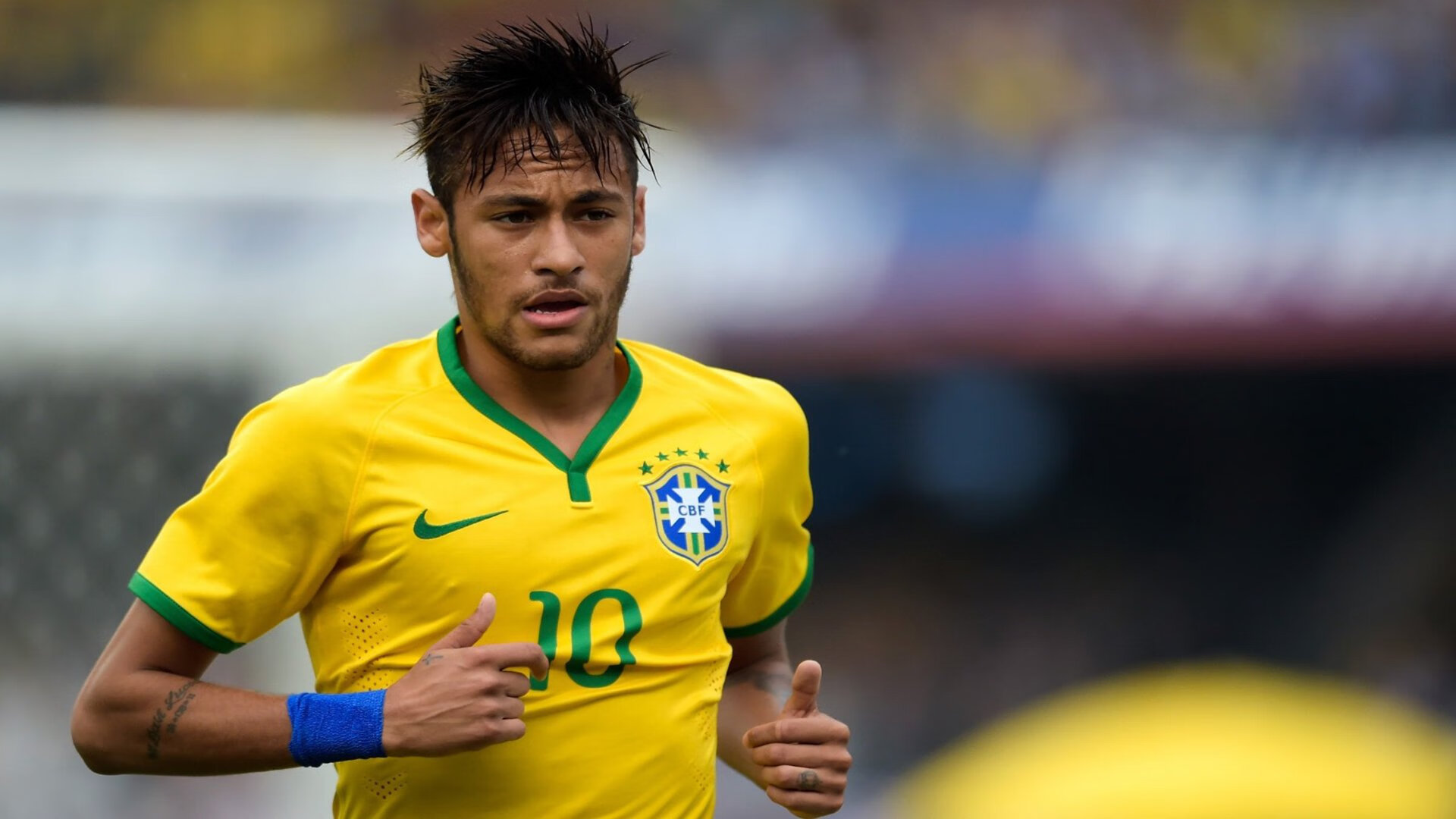 名人车手专访：他们的冠军秘籍，车 名人